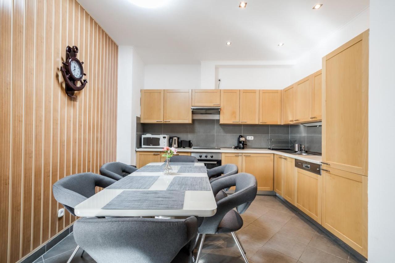 Bpr Timber Loft Home With Balcony 부다페스트 외부 사진